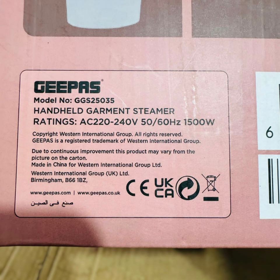 GEEPAS 1500W Handheld Garment Steamer-25035