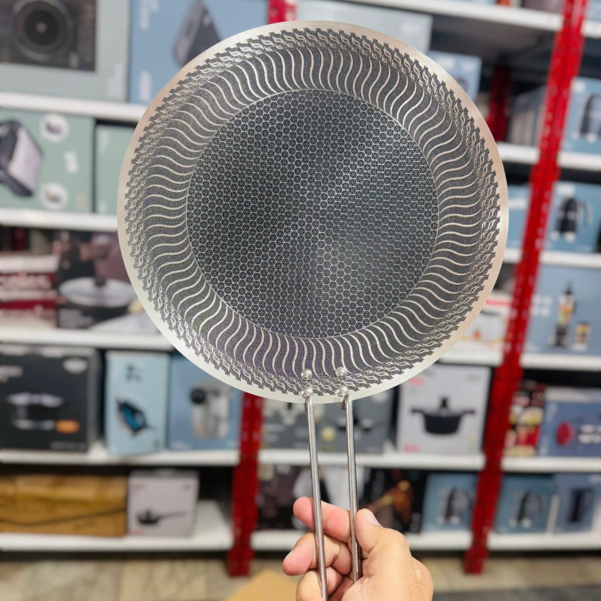 Single Handle Laser Coated Honeycomb Tawa 34cm