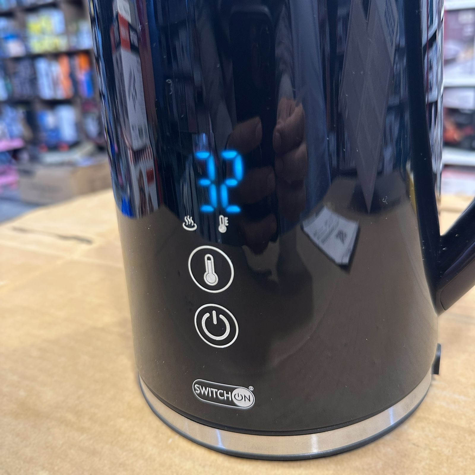 German Lot Digital Switchon 1.7L Kettle