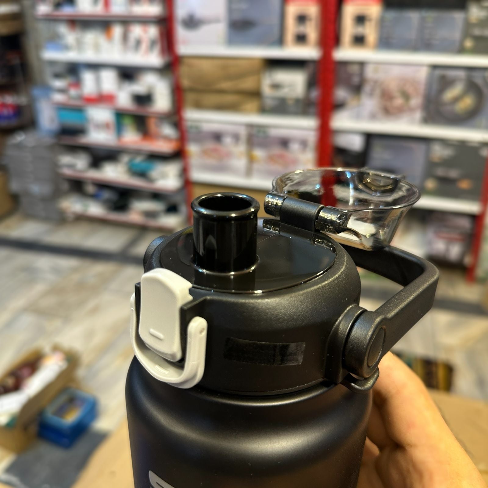 Amazon Premium Quality 900ml Bottle 7065