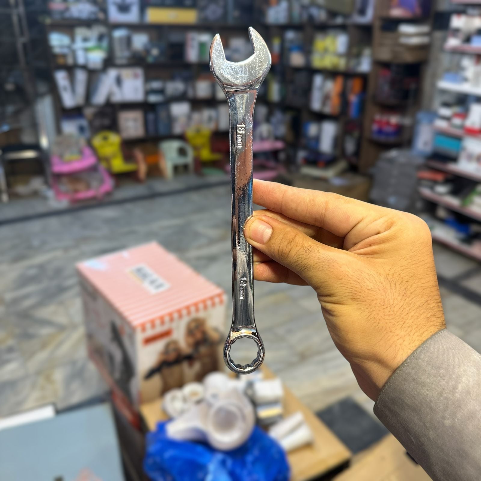 61pcs Hardware Tool Set