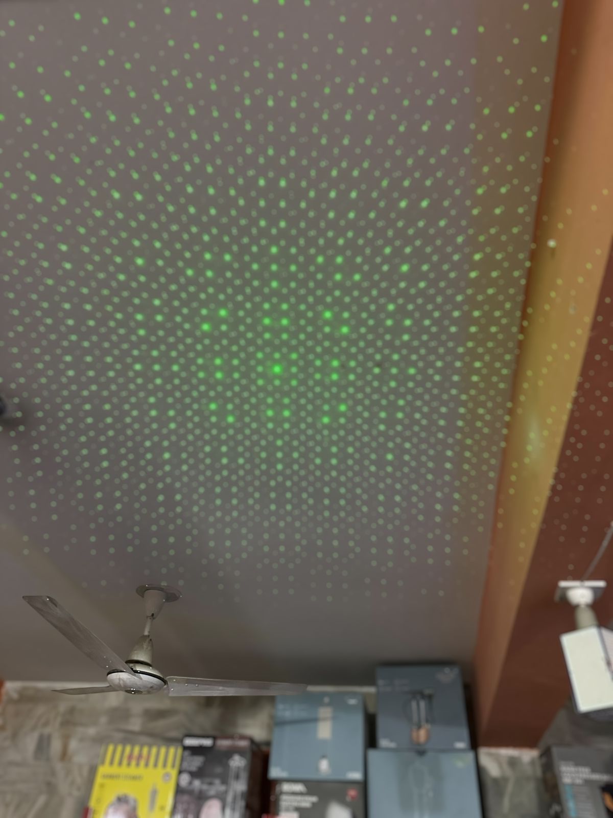 Green Laser Pointer YL-LASER 303