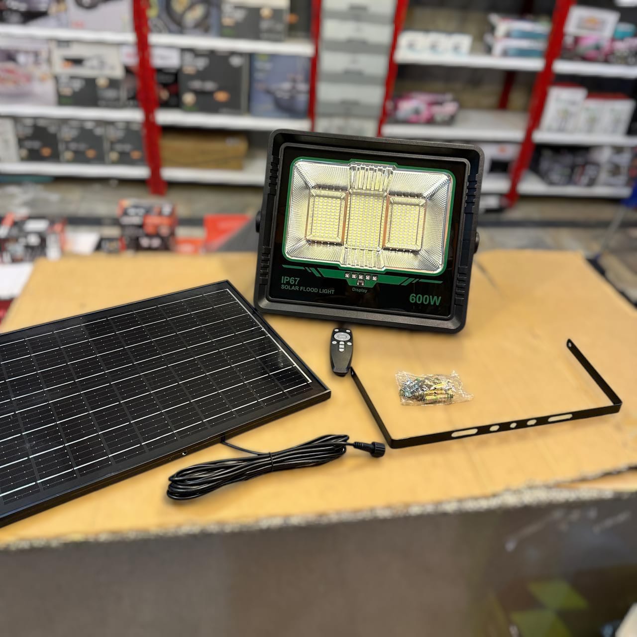 GD Super Solar Flood Light