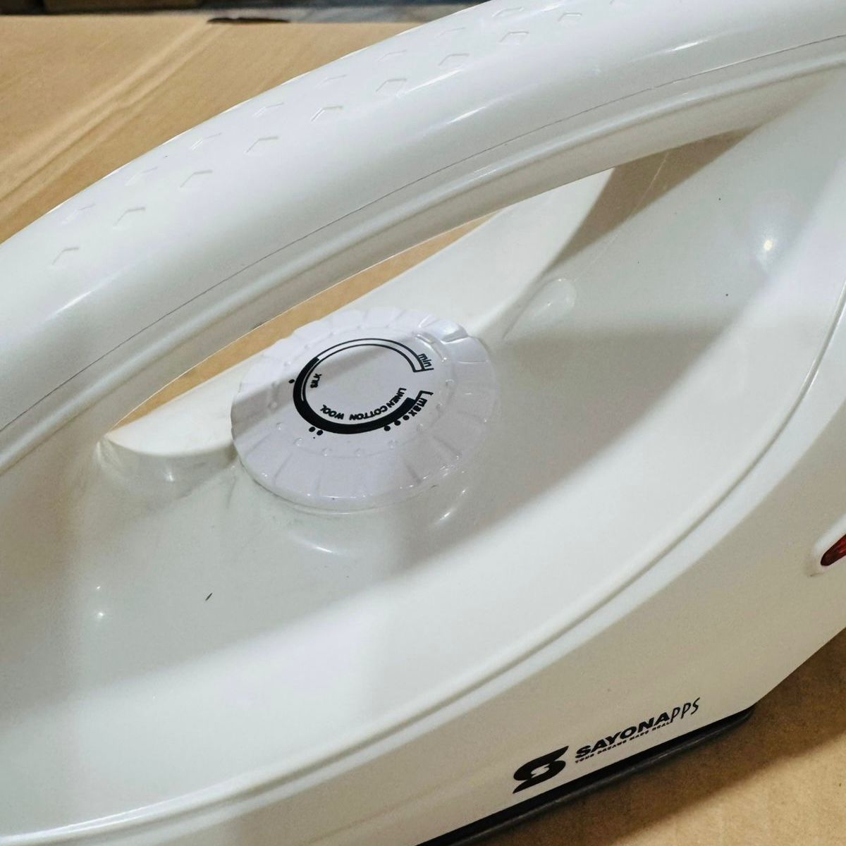 Sayona Dry Iron 1200W