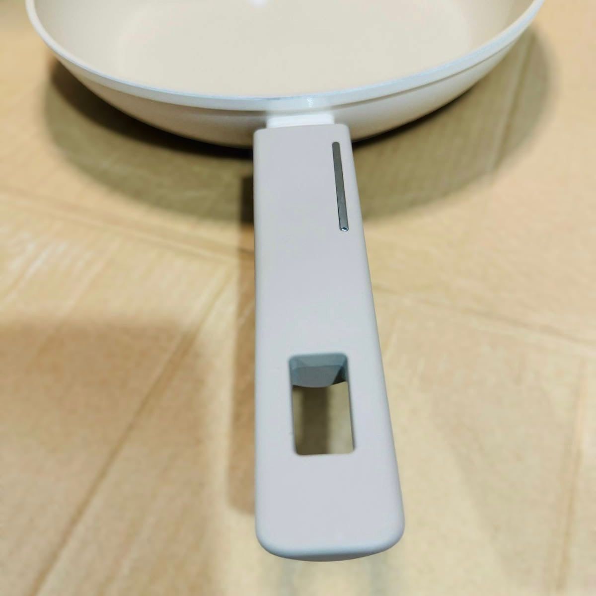 Livens 28cm Fry Pan