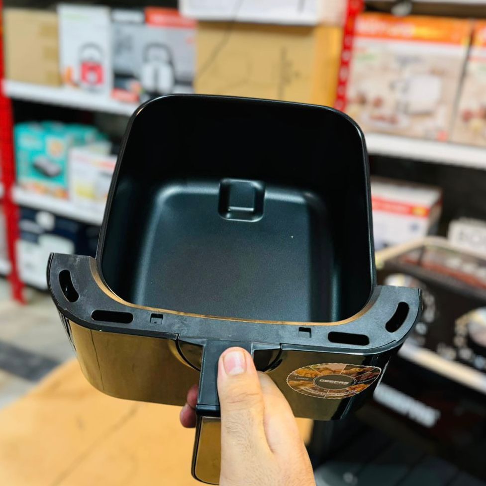 GEEPAS 5L Air Fryer 1600W-37528