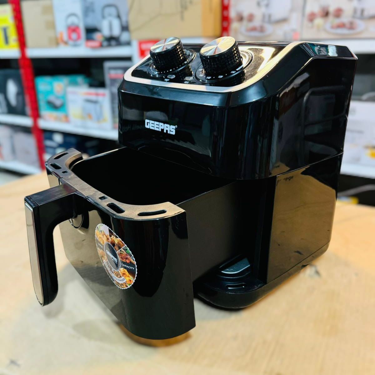 GEEPAS 5L Air Fryer 1600W-37528