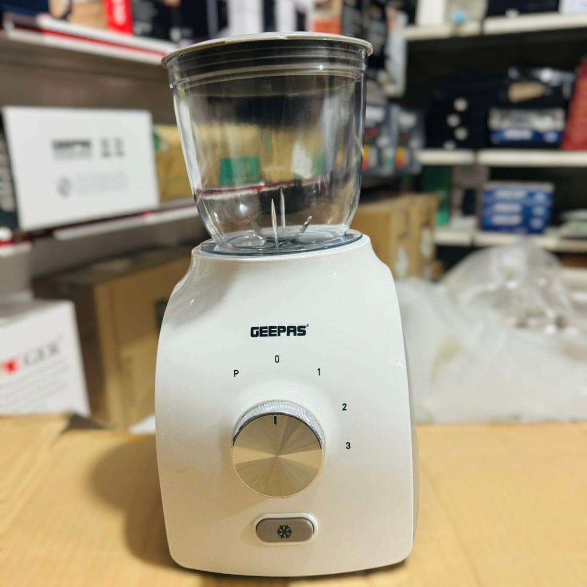 GEEPAS 600W 3 in 1 Blender-44034