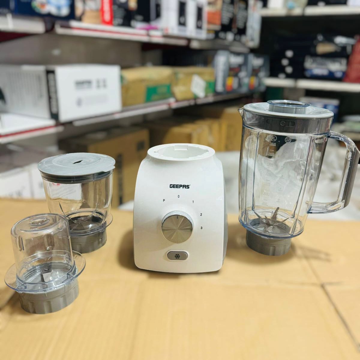 GEEPAS 600W 3 in 1 Blender-44034
