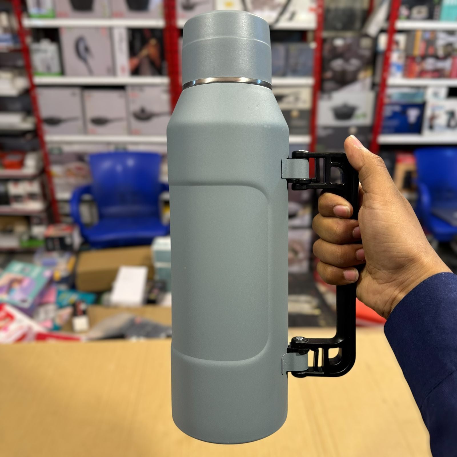 Stainless Steel Handle Water Bottle 1500ml