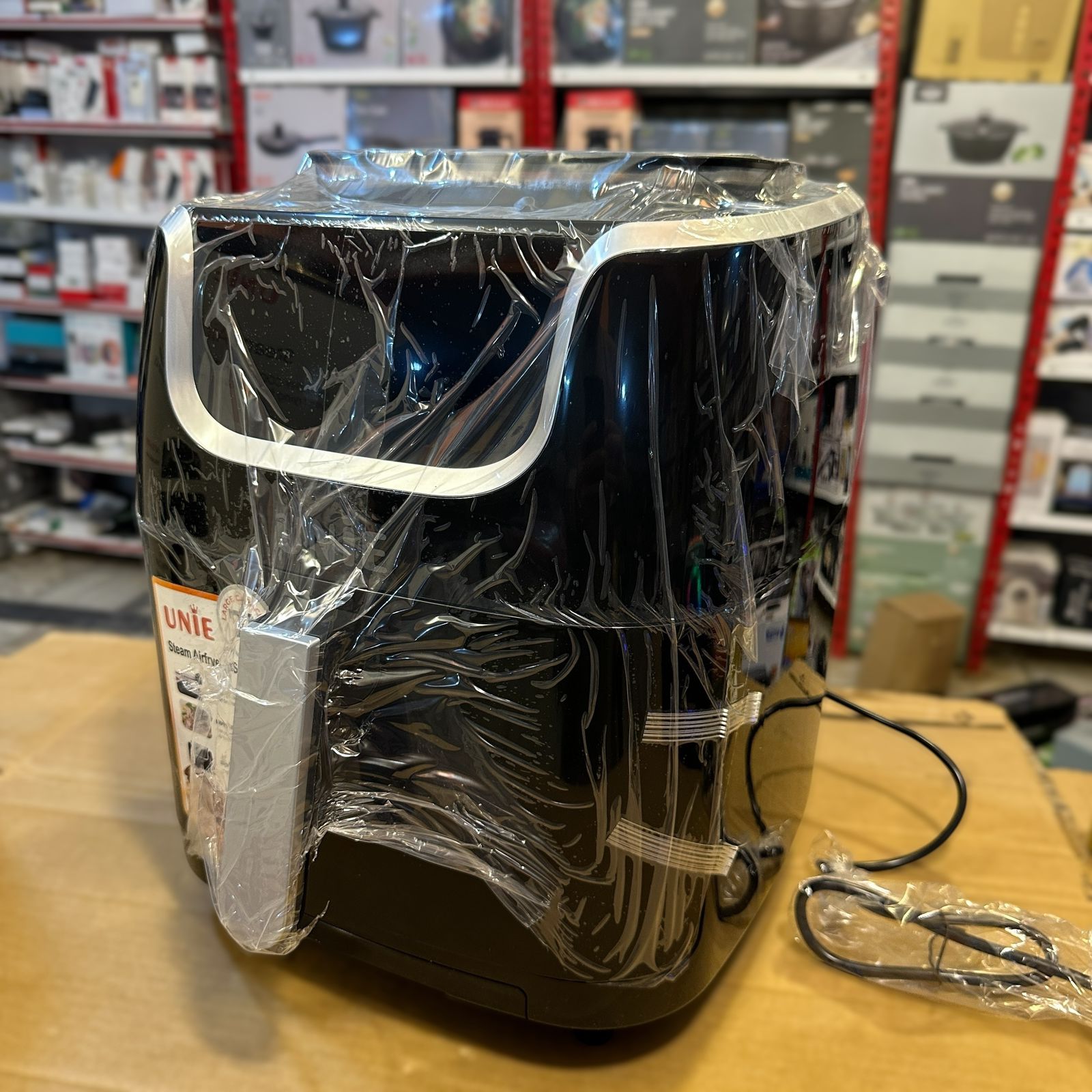 Lot Imported 7L & 8L Unie Air Fryers