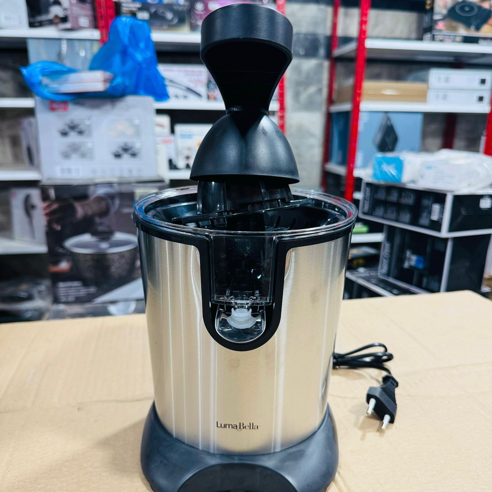 Luma Bella Handle Electric Citrus Juicer B-1022