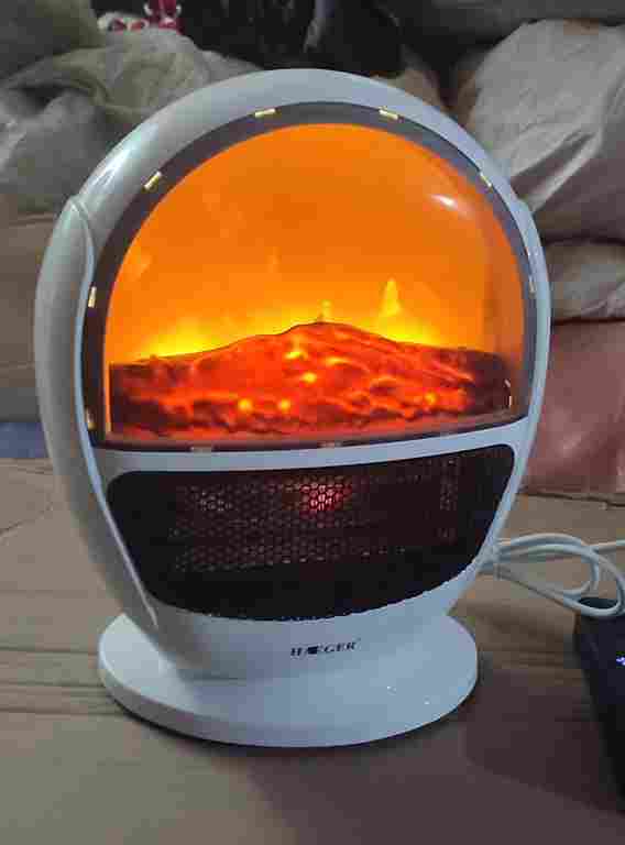 Lava Rotating Blower Heater