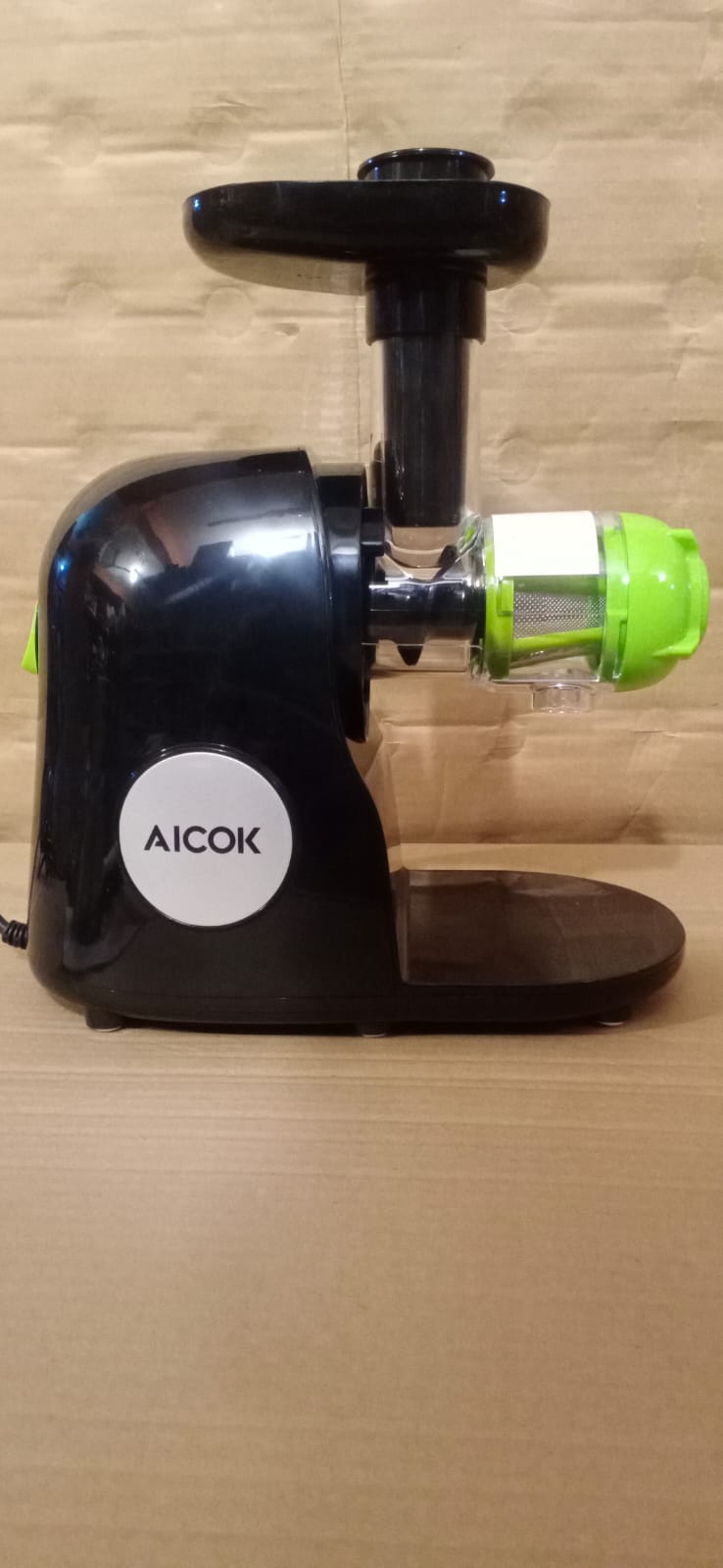 Aicok Slow Masticating Juicer Easy to Clean, with Quiet Motor AMR521